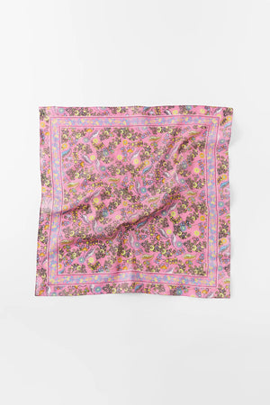 Çiçek Desenli Pembe Bandana - Stil Sahibi Kadın Bandana Fular