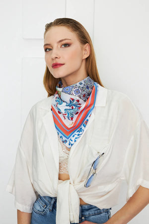 Kadın Mavi Desenli Fular Bandana - Stil Sahibi Kadın Bandana Fular