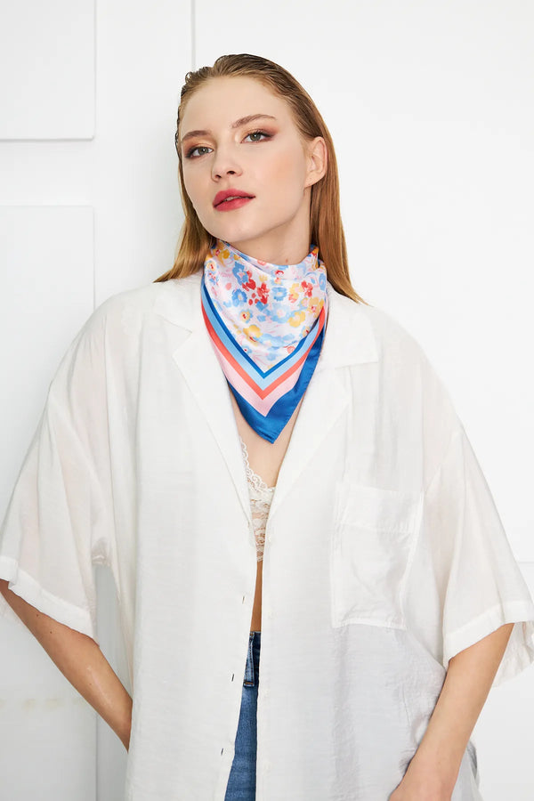 Mavi Çiçek Desenli Kadın Fular - Renkli Desenli Kadın Fular