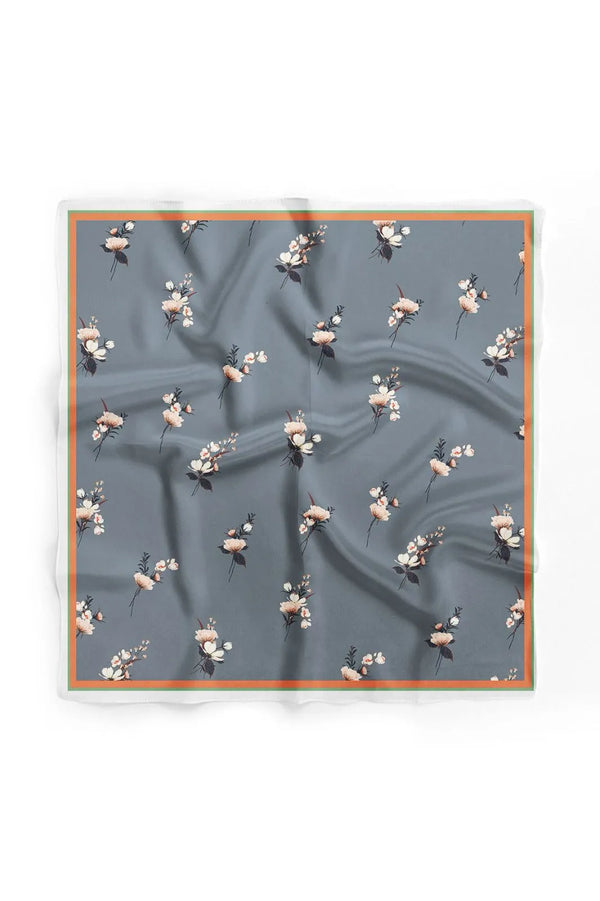 Kadın Fular Bandana - Stil Sahibi Kadın Bandana Fular