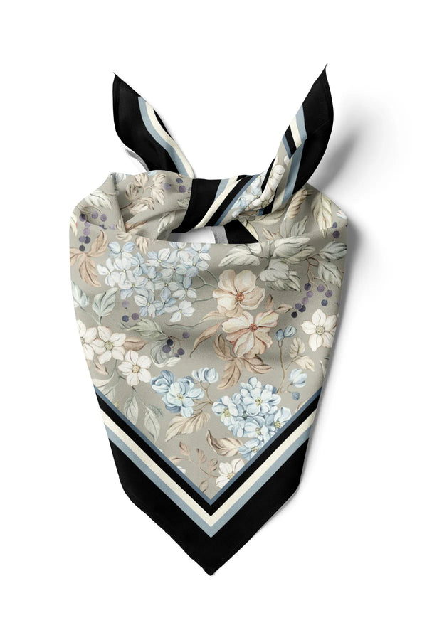 Kadın Fular Bandana - Stil Sahibi Kadın Bandana Fular