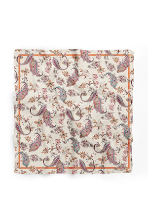 Kadın Fular Bandana - Stil Sahibi Kadın Bandana Fular